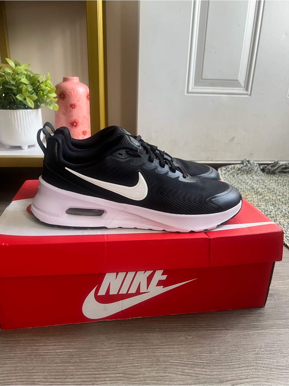 Nike Women’s Air Max Nuaxis ‘Black White’ HF1233-001